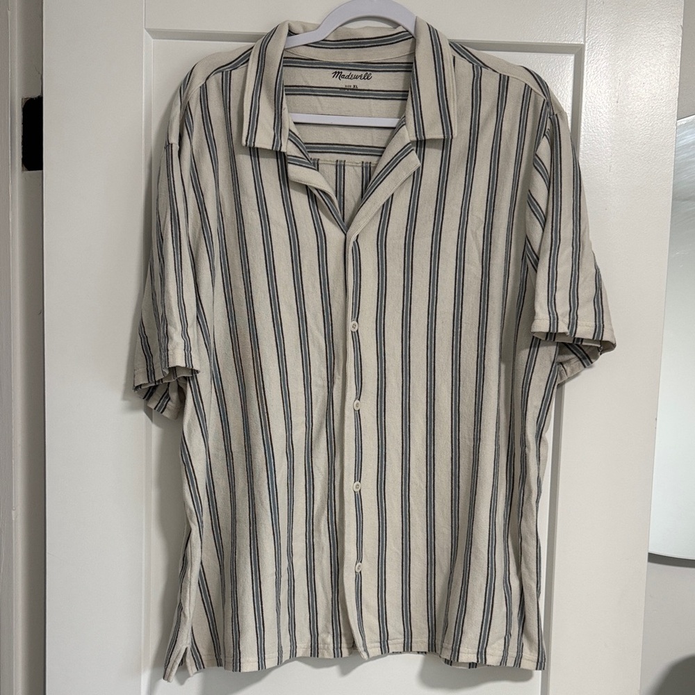 Madewell Men's Casual Striped Shirt in Navy and Cream - XL